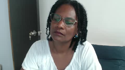 luxa online show from January 2025 07:53:02 PM