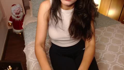 Snapshot of rouss_henao chatting on December 2024 01:28:02 PM Rouss marie henao online show from December 2024 01:28:02 PM
