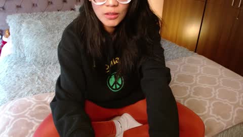 Snapshot of rouss_henao chatting on December 2024 02:31:02 PM Rouss marie henao online show from December 2024 02:31:02 PM
