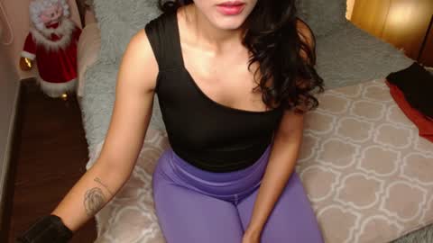 Snapshot of rouss_henao chatting on December 2024 10:23:01 PM Rouss marie henao online show from December 2024 10:23:01 PM
