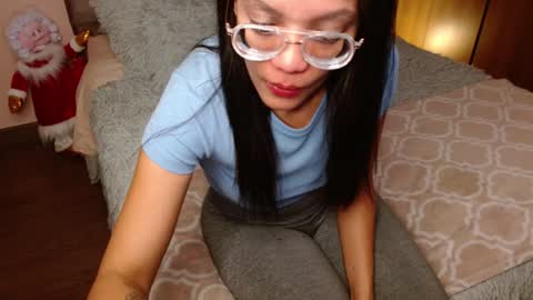 Snapshot of rouss_henao chatting on January 2025 05:27:01 AM Rouss marie henao online show from January 2025 05:27:01 AM