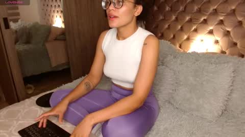 Snapshot of rouss_henao chatting on March 2025 09:00:02 PM Rouss marie henao online show from March 2025 09:00:02 PM