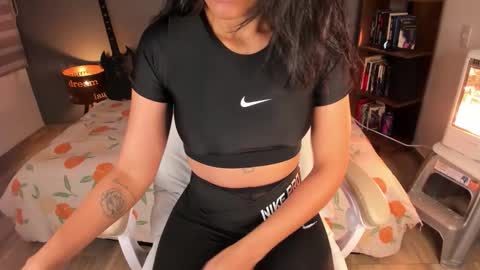 Snapshot of rouss_henao chatting on September 2025 09:09:02 AM Rouss marie henao online show from September 2025 09:09:02 AM