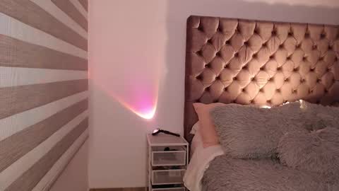 Snapshot of rouss_henao chatting on October 2025 09:20:01 AM Rouss marie henao online show from October 2025 09:20:01 AM
