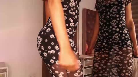 Snapshot of rouss_henao chatting on May 2026 11:28:01 AM Rouss marie henao online show from May 2026 11:28:01 AM