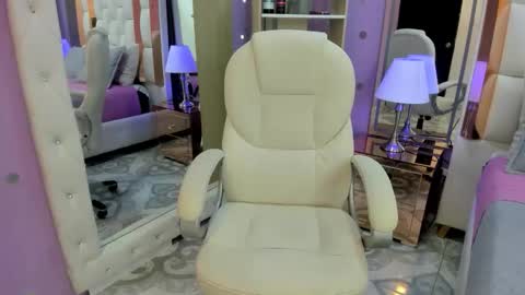 Rousse  online show from April 2026 12:19:02 PM