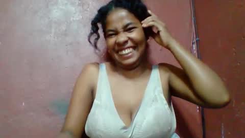 rovaelyah online show from March 2026 05:44:01 AM