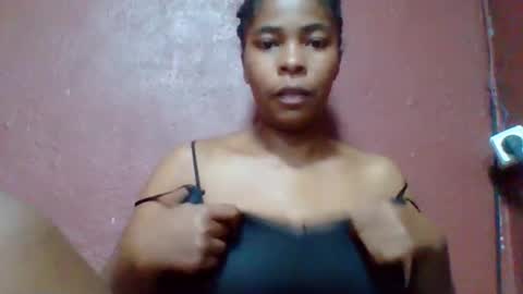 rovaelyah online show from April 2026 02:36:02 AM