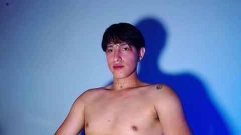 Snapshot of rowanboy23 chatting on January 2026 01:53:02 AM rowanboy23 online show from January 2026 01:53:02 AM