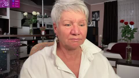 Roxana online show from February 2025 03:06:01 PM