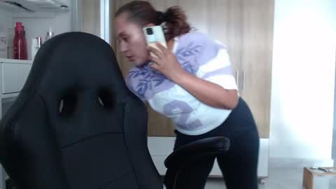 Roxana online show from January 2025 09:58:01 PM