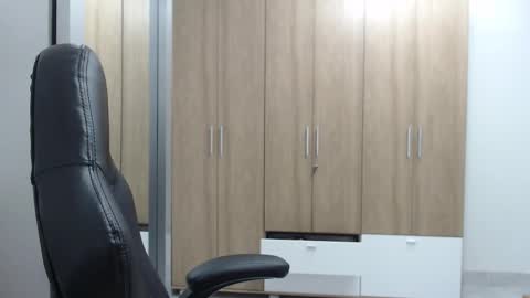 Roxana online show from February 2025 01:24:02 AM