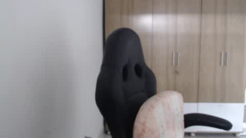 Roxana online show from October 2025 08:38:02 PM