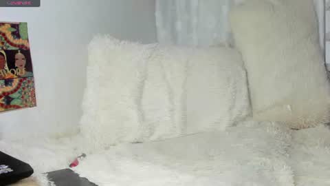 Snapshot of roxanamariahills_ chatting on July 2026 08:53:02 AM Rosita online show from July 2026 08:53:02 AM