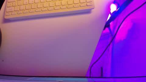 Roxane online show from February 2026 08:03:02 AM