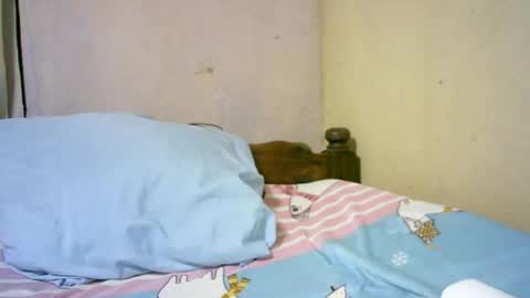 roxanne_98 online show from December 2025 01:58:02 AM