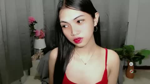 Snapshot of roxie_fuckdoll chatting on February 2025 05:30:02 AM Roxie online show from February 2025 05:30:02 AM
