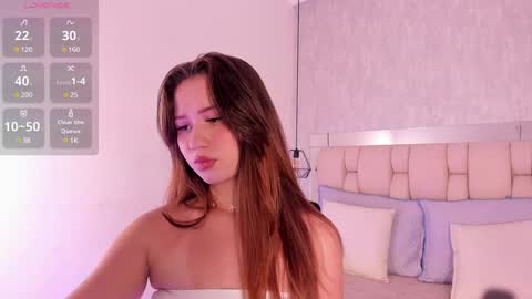 Roxie  online show from January 2025 08:48:01 PM