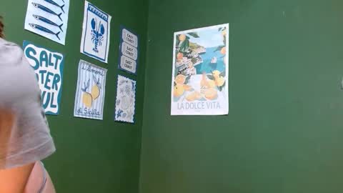 Roxie online show from October 2025 02:12:02 AM