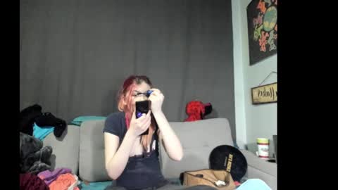 roxihazeleyes online show from September 2025 07:40:02 AM