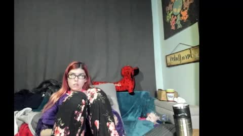 roxihazeleyes online show from September 2025 03:13:01 PM