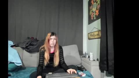 roxihazeleyes online show from October 2025 03:29:02 AM