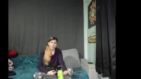 roxihazeleyes online show from November 2025 10:53:02 PM