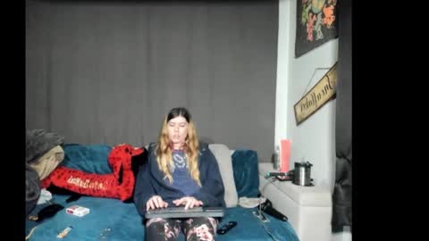 roxihazeleyes online show from February 2026 03:15:02 AM