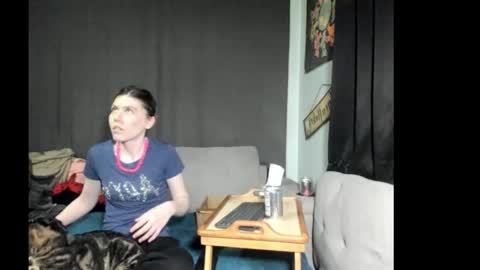 roxihazeleyes online show from March 2026 03:30:01 AM