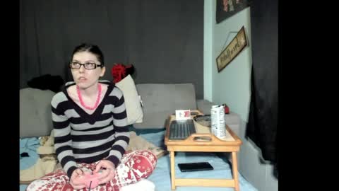 roxihazeleyes online show from April 2026 03:17:01 AM