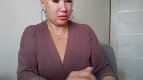 Snapshot of roxolanaa_sexy chatting on July 2026 11:17:02 AM ROXOLANAA SEXY online show from July 2026 11:17:02 AM