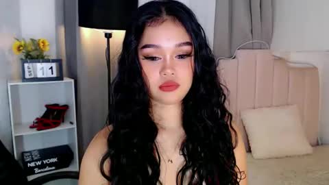 Snapshot of roxxy_blossom chatting on September 2025 12:22:02 AM roxxy_blossom online show from September 2025 12:22:02 AM