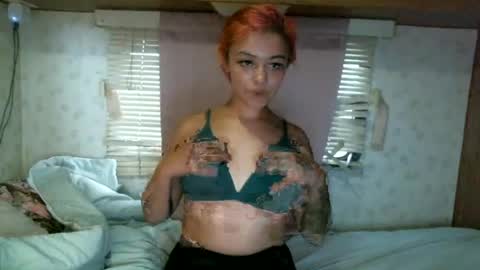 Roxxy Skyy online show from June 2026 02:42:01 AM