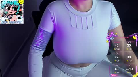 Annah  online show from October 2025 09:34:02 AM