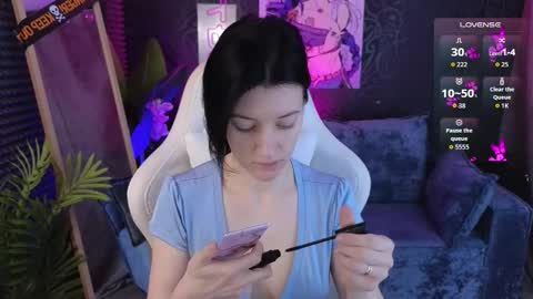 roxy_riot_ online show from November 2025 01:27:02 AM