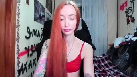 Snapshot of roxy_silver chatting on October 2025 09:02:01 PM Roxy online show from October 2025 09:02:01 PM