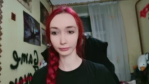 Snapshot of roxy_silver chatting on June 2026 09:17:01 PM Roxy online show from June 2026 09:17:01 PM