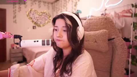 Snapshot of roxysuh chatting on July 2026 08:33:01 AM roxysuh online show from July 2026 08:33:01 AM