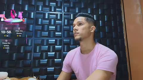 ANTONIO online show from October 2025 07:12:01 PM