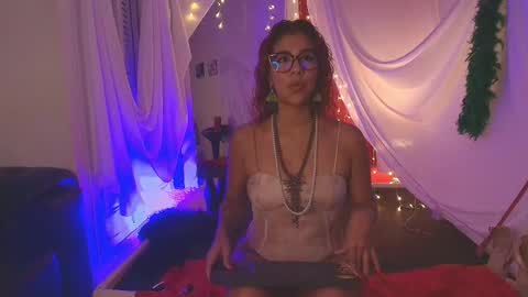 Snapshot of roy_luna chatting on October 2025 01:00:02 PM Roy Luna online show from October 2025 01:00:02 PM