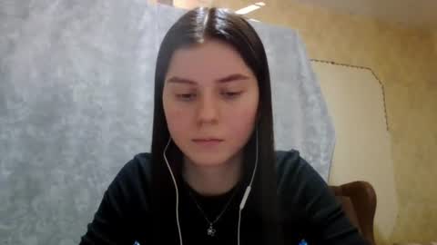 Snapshot of royalvelour chatting on June 2026 08:57:01 PM royalvelour online show from June 2026 08:57:01 PM