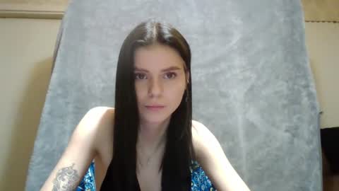 Snapshot of royalvelour chatting on June 2026 08:40:02 PM royalvelour online show from June 2026 08:40:02 PM