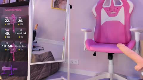 AnikaIm so hot that Ive already burned myself do you want me to set you on fire too  online show from December 2024 06:01:01 AM