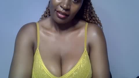 rozie34 online show from April 2026 07:22:01 PM