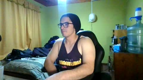 Snapshot of rpaulo25 chatting on May 2026 04:53:02 AM rpaulo25 online show from May 2026 04:53:02 AM