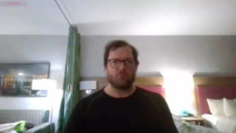 rrunner7200 online show from April 2026 12:33:01 AM