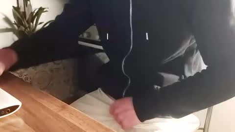 petit cochon online show from December 2024 04:23:02 AM