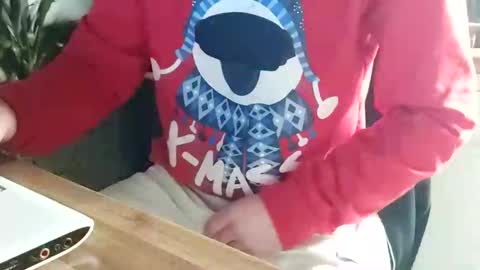 petit cochon online show from December 2024 01:27:01 AM