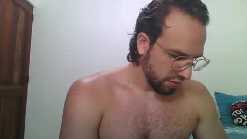 rubio121 online show from October 2025 01:44:01 PM