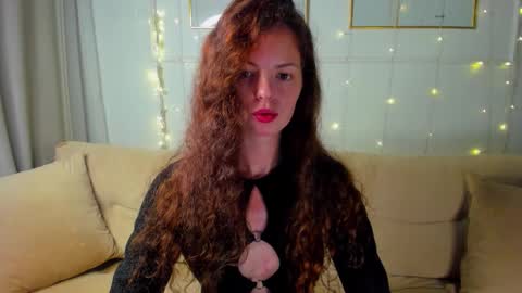 rubyattwood online show from November 2025 07:07:01 AM